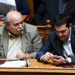 Řecký ministr vnitra připouští předčasné volby