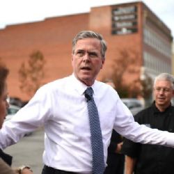 Republikáni zvyšují tlak: Ryan chce omezení migrantů, Bush jednotky proti IS