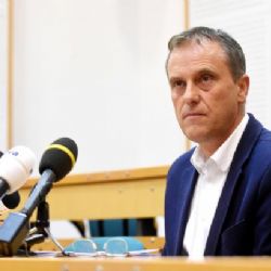Rezignaci Rozbořila už chce podle Sobotky celá ČSSD, hejtman to ale dál odmítá