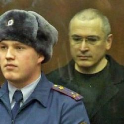 Rusko chce dopadnout Chodorkovského. Vydalo mezinárodní zatykač