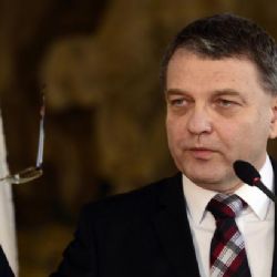 Smlouva s Norskem: Podle Zemana jasná věc, Zaorálek nesouhlasí