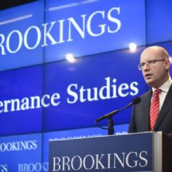 Sobotka oponuje Zemanovi: Považovat spojenectví s USA za samozřejmé je nebezpečné