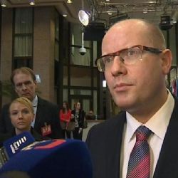 Sobotka po jednání s Tuskem: Protiruské sankce zatím netřeba prodlužovat