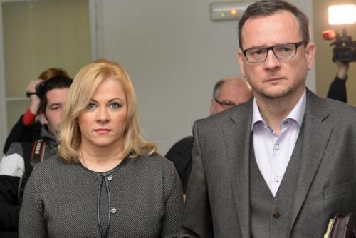 Foto: Soudkyně uvěřila Nečasovi, že rozvědka jeho exmanželku chránila