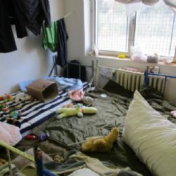 Štrasburk žádá přemístění afghánské rodiny z Bělé, Česko ji vyhostí