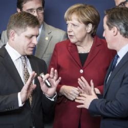 Summit v Bruselu: EU zatím protiruské sankce neprodlouží