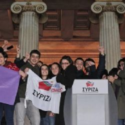 Syriza jasně vyhrála řecké volby a hledá spojence do koalice