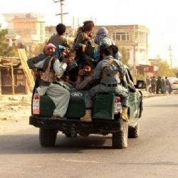 Talibanci slaví, dobyli klíčové afghánské město Kunduz