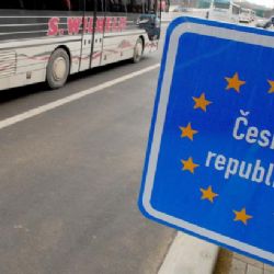 Terorista z Paříže projížděl v minulosti dvakrát přes Česko