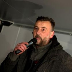 Teroristé vyhrožují Bachmannovi... Komu že?