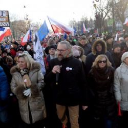Tisíce Poláků demonstrovaly proti vládě, bojí se ohrožení demokracie