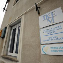 Unikátní operace v IKEMu zachránila muže po předávkování léky