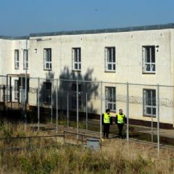 Uprchlík z Drahonic tuberkulózu nemá, bezpečnostní opatření skončila