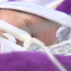 V Česku se rodí stále více dětí závislých na drogách