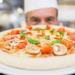 V Izraeli zatkli majitele pizzerie – Zdrogoval policisty marihuanou