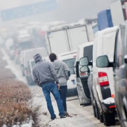 V Německu začínají prázdniny. Dálnice do Alp i zpět čekají kolony