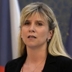 Valachová jde za prezidentem jednat o profesorech