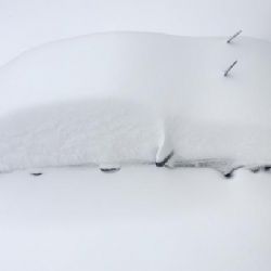 Ve Washingtonu po návalu sněhu stále nefungovaly školy ani úřady
