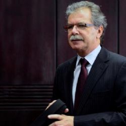 Vít dostal za poradenské smlouvy podmínku, musí také zaplatit 1,7 milionu
