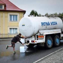 Voda v Novém Boru už je čistá, hlásí hygiena