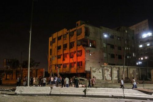 Foto: Výbuch v Káhiře cílil na policisty – šest zraněných