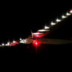 Vzhůru přes Pacifik: Solar Impulse 2 překonal bod návratu