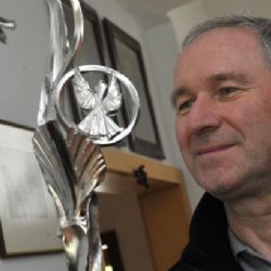 Z arcibiskupa disidentem, Róbert Bezák stále neví, proč byl odvolán