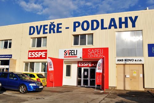Foto: Nové centrum dveří SAPELI v Plzni