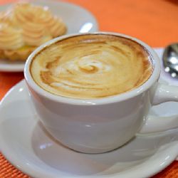 Vynikající espresso si uděláte doma pomocí kávovaru Catler
