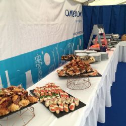 Celodenní catering ve VIP stanu? Zajistíme!