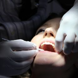  Hledáte spolehlivou zubní laboratoř v Plzni?