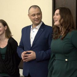 Děkuji plzeňskému hotelu Central za poskytnutí salónku pro vystoupení Košilatá one man show