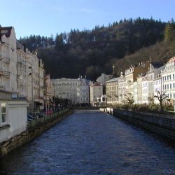 Holobyty ve Varech přidělovány