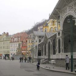 Promenádu zdobí nejdelší obraz na světě