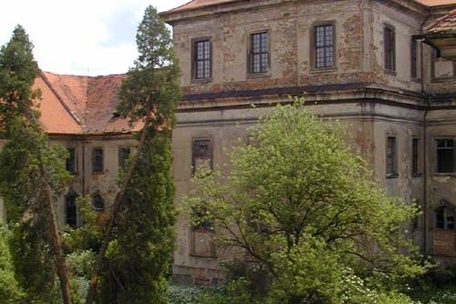 Foto: Chotěšovský klášter navštívil zloděj
