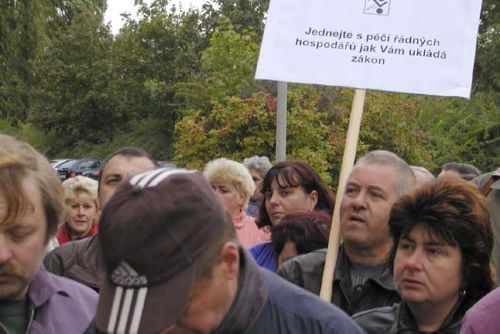 Foto: V Pačejově lidé pochodovali proti úložišti