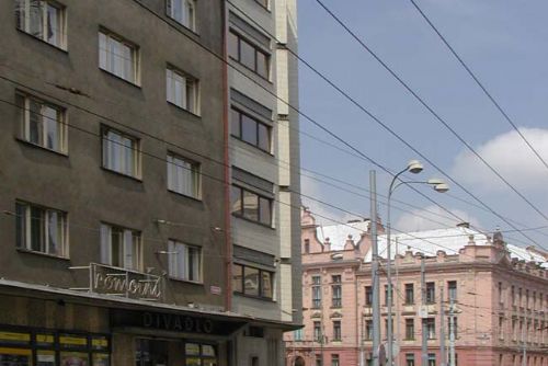 Foto: Plzeň začne připravovat prodej několika domů v centru města 