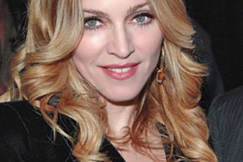 Foto: Madonna nepřestává pomáhat…