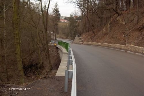 Foto: Silnice do Smědčic je opravená za 27 milionů