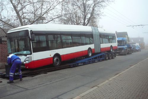 Foto: Škoda Elektric expedovala první ´kloubáky´ do Brna