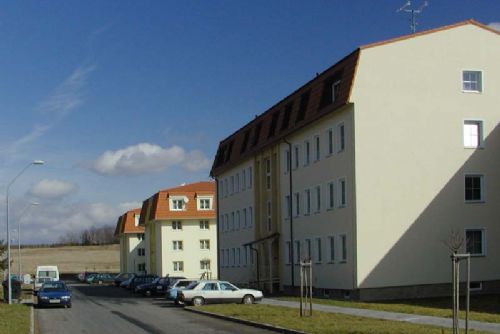 Foto: V Plzeňském kraji dokončili stavbaři méně bytů