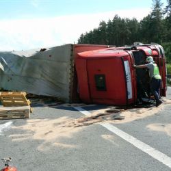Dálnici D5 zablokoval kamion