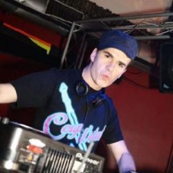 DJ Rockstar a skupina RAV hraje v Plzni