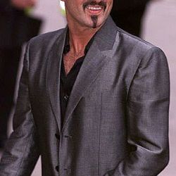 George Michael chystá své paměti