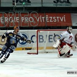 Hokejisté Lasselsbergeru Plzeň rozstříleli třinecké Oceláře 7:1