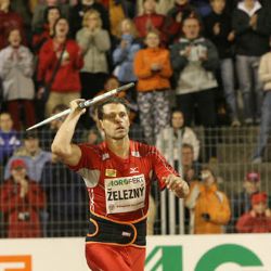 Jan Železný a Bára Špotáková budou dohlížet na oštěpařské klání