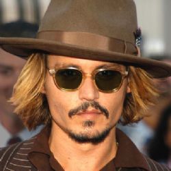 Johnny Depp bude propagovat kondomy