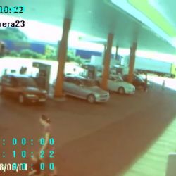 Policisté hledají zloděje z benzinky