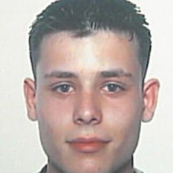 Řidič utekl i se zásilkami