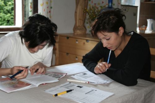Foto: Romové z Dobré Vody se učí anglicky